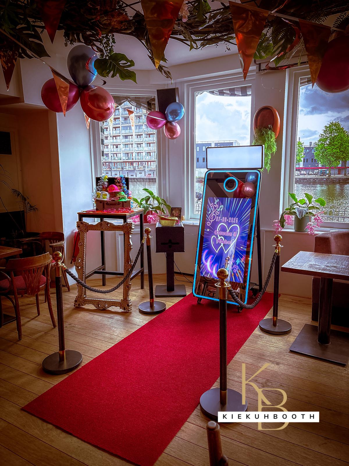 Photobooth huren in Zaanstad en Noord-Holland - De Giechelspiegel